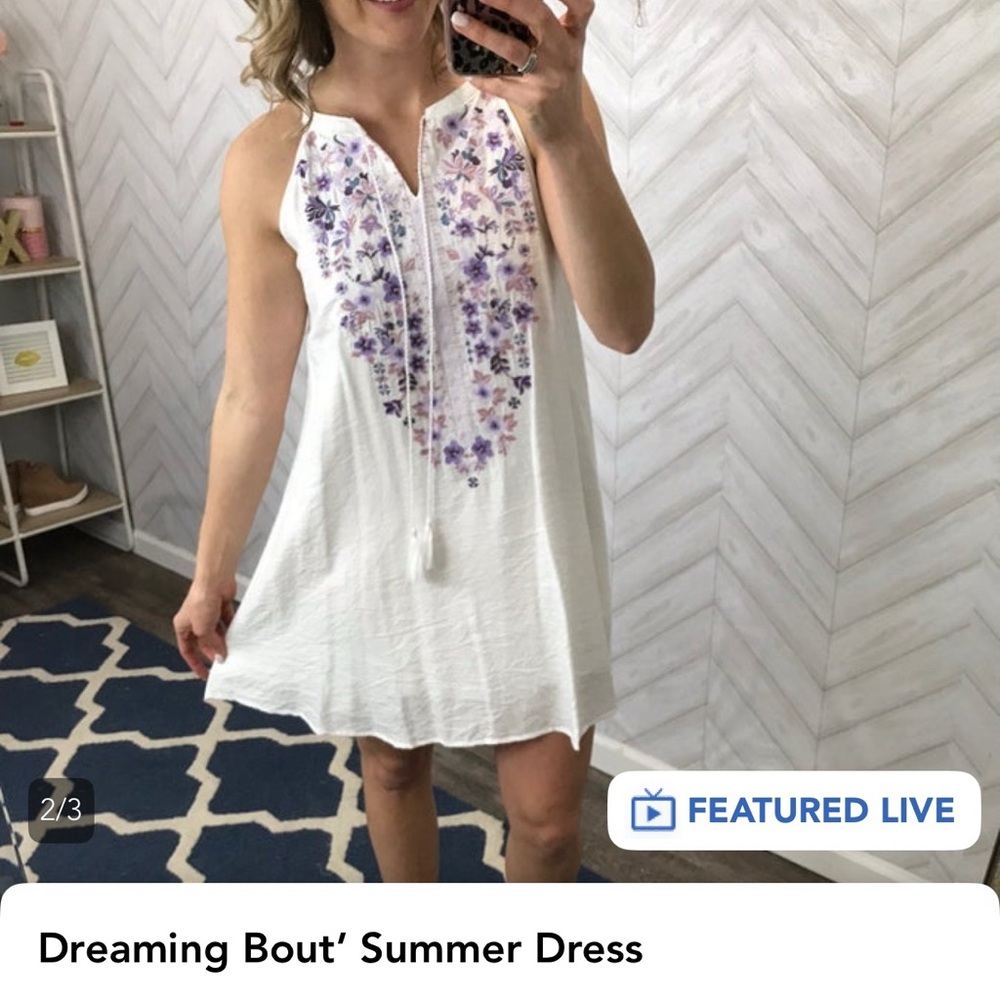 ANDREE BY UNIT White Dress with Purple Embroidery